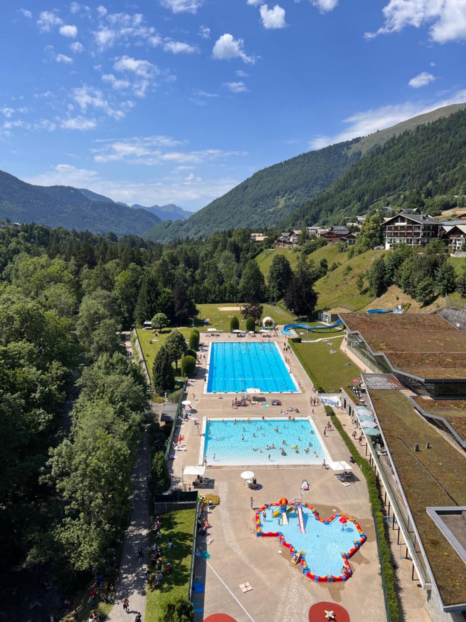 Chalet Aventure B&B Ле-Же Екстер'єр фото