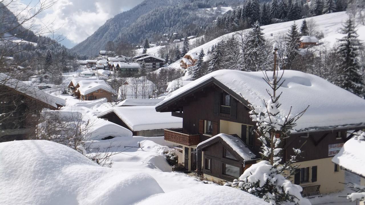 Chalet Aventure B&B Ле-Же Екстер'єр фото